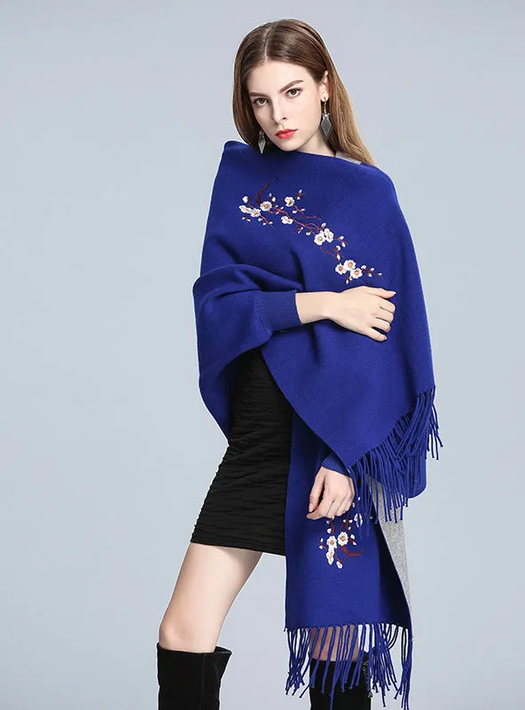 Embroidered Knitted Shawl Cloak Bat Sleeve