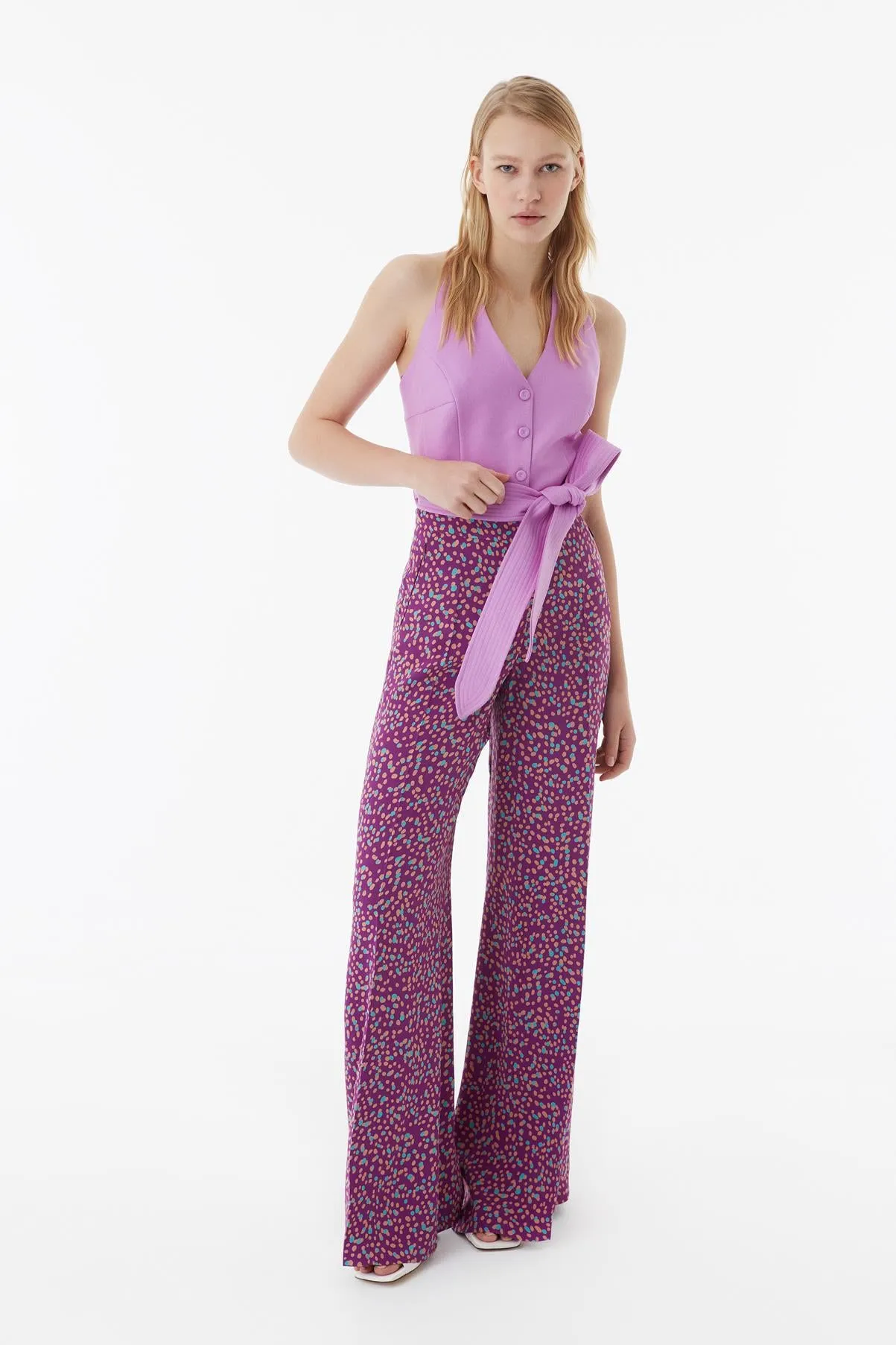 Exquise Wide-Cut Patterned Crepe Pants Purple