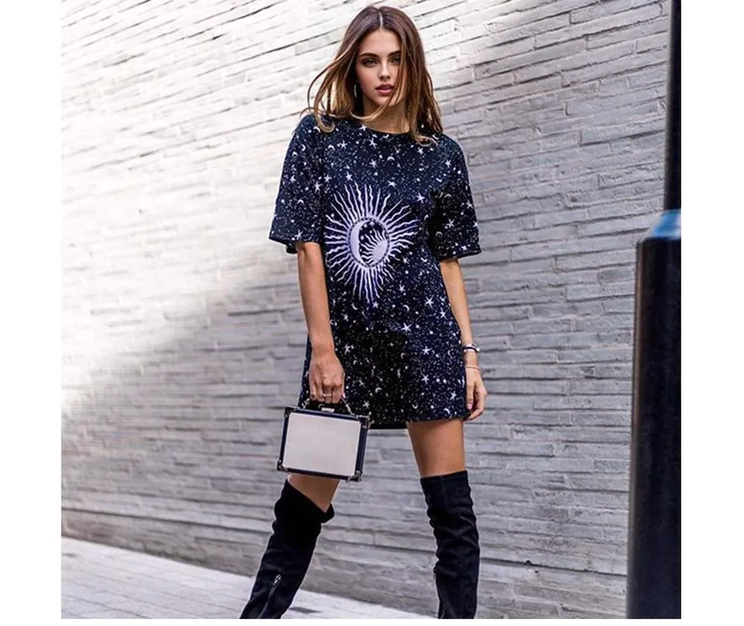 JuliaFashion - 2024 Sun Moon Hippie Stars Long Tee Dress