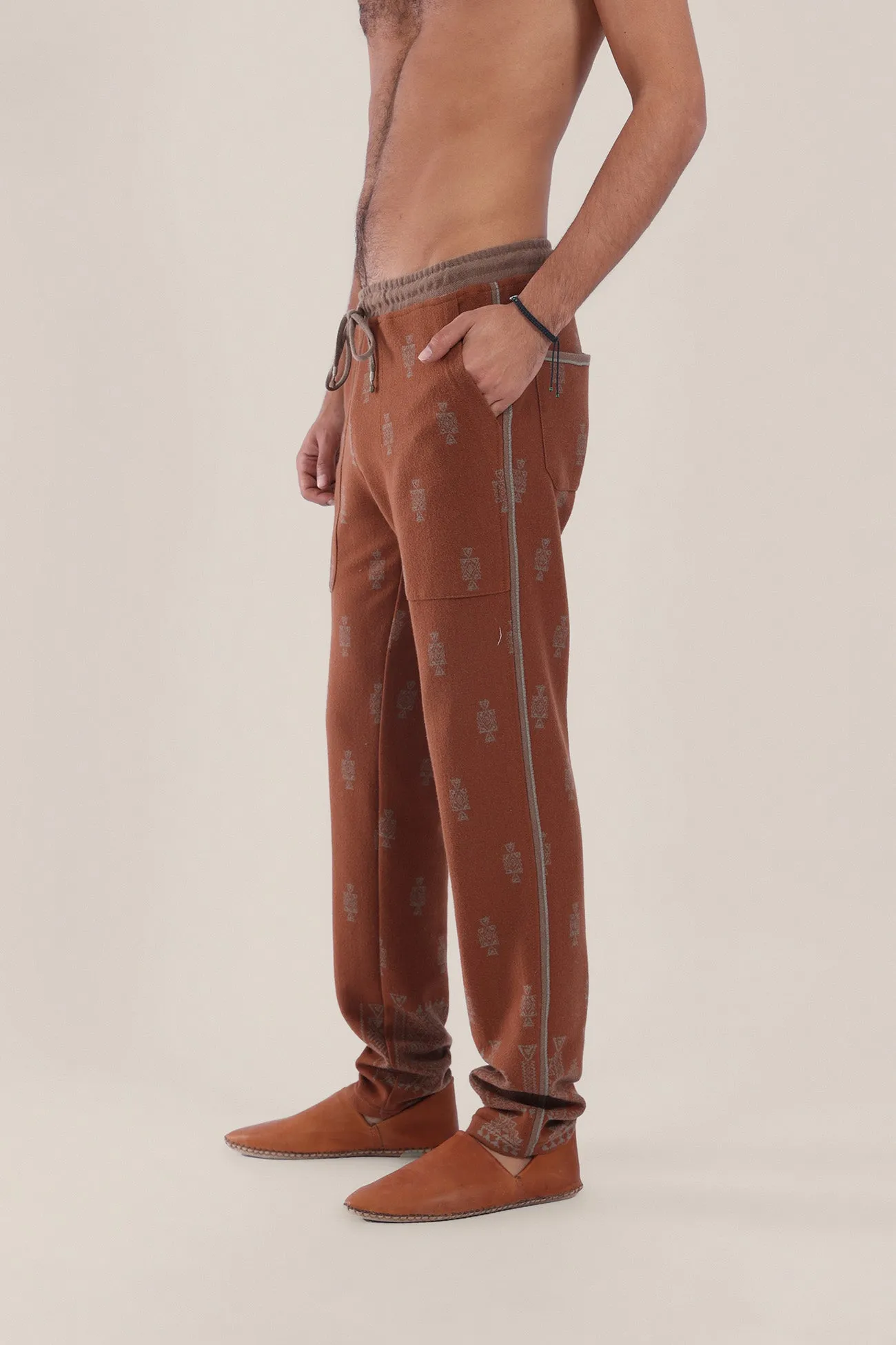 Straight leg patterned jacquard pants