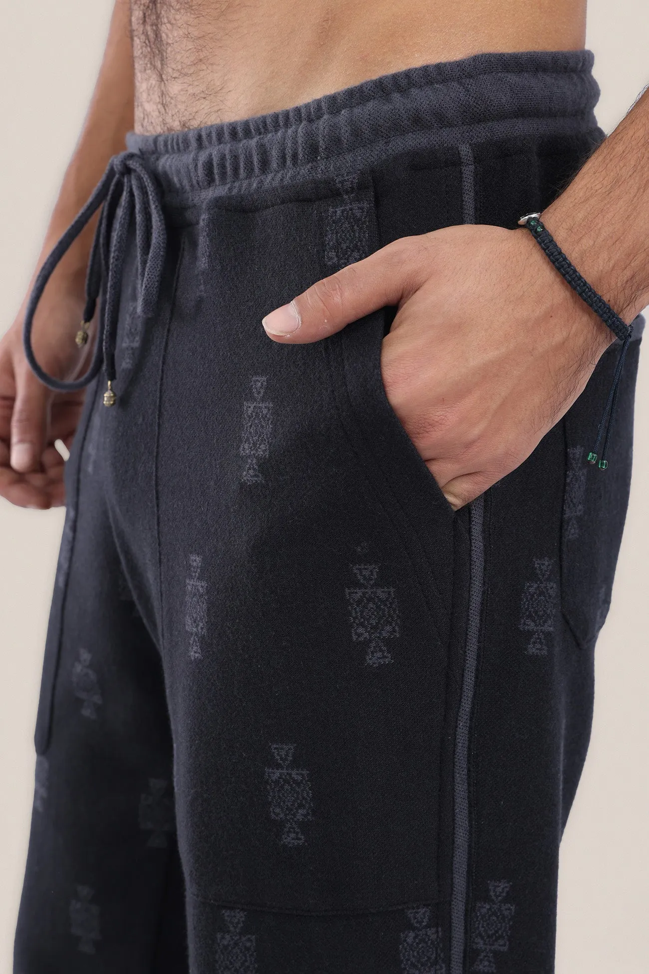 Straight leg patterned jacquard pants